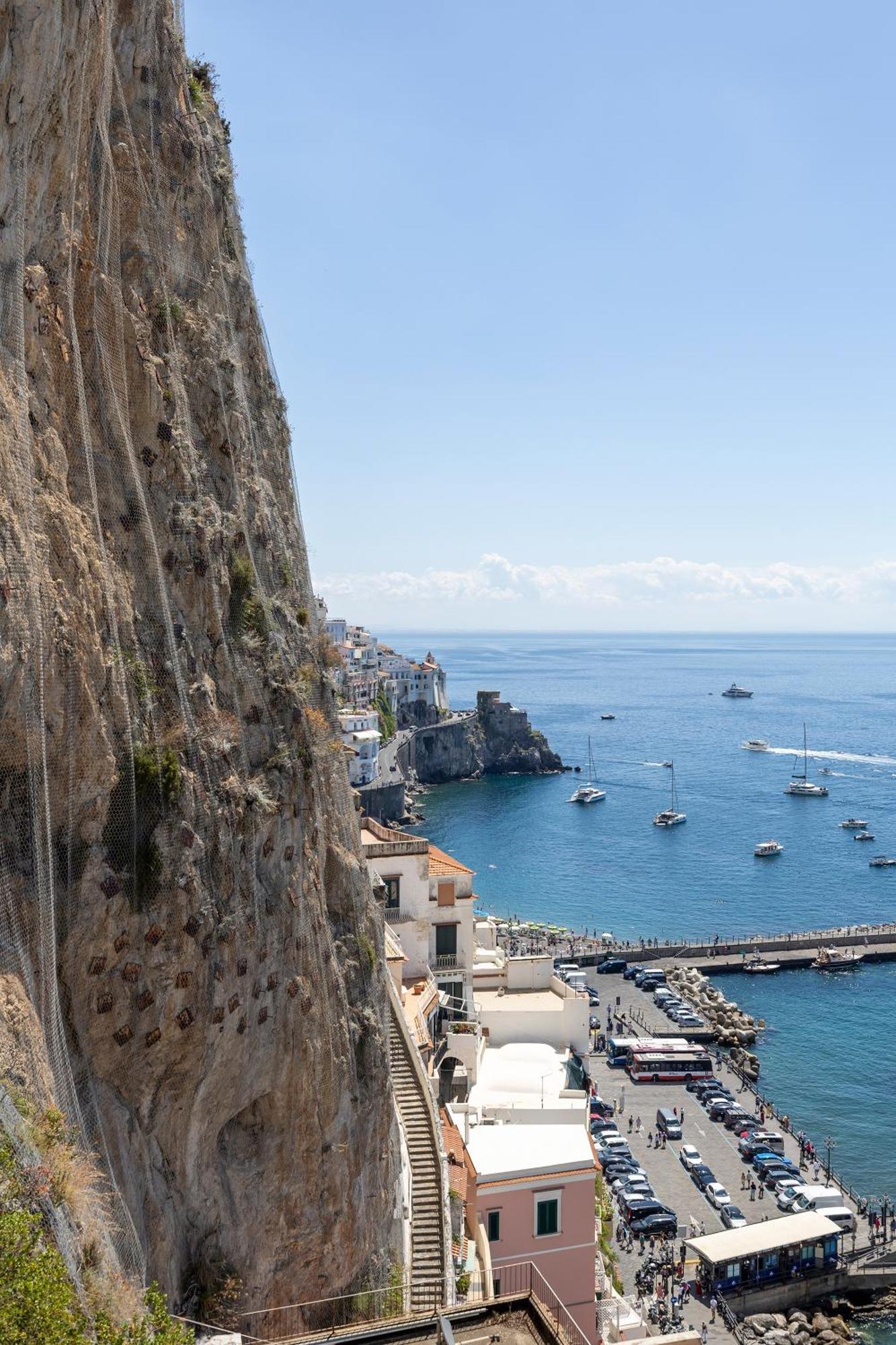 Apartments Amalfi Design Sea View Accessible By 250 Steps المظهر الخارجي الصورة