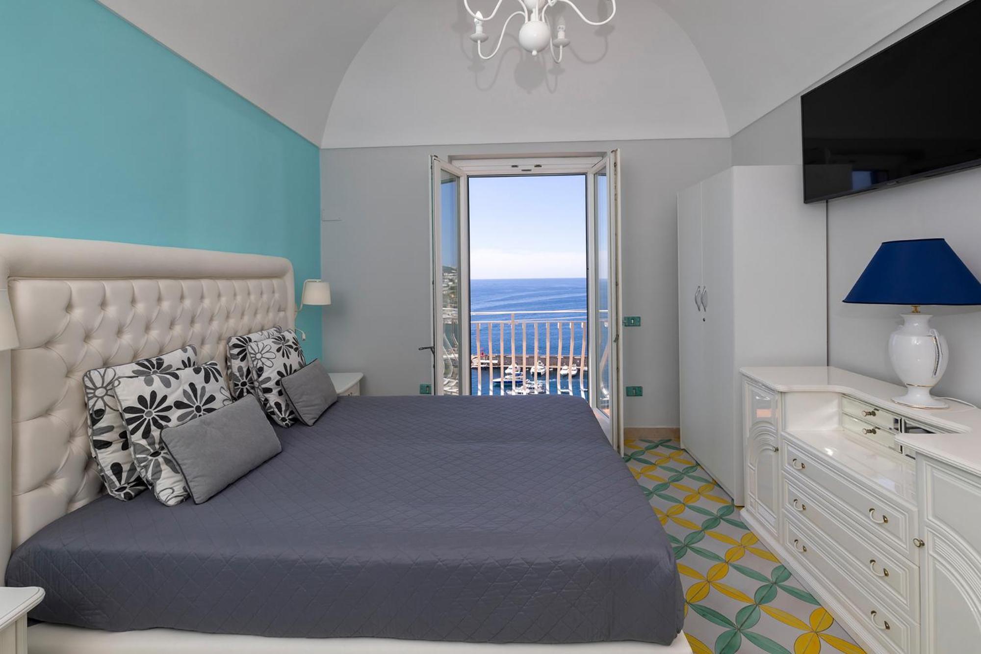 Apartments Amalfi Design Sea View Accessible By 250 Steps المظهر الخارجي الصورة