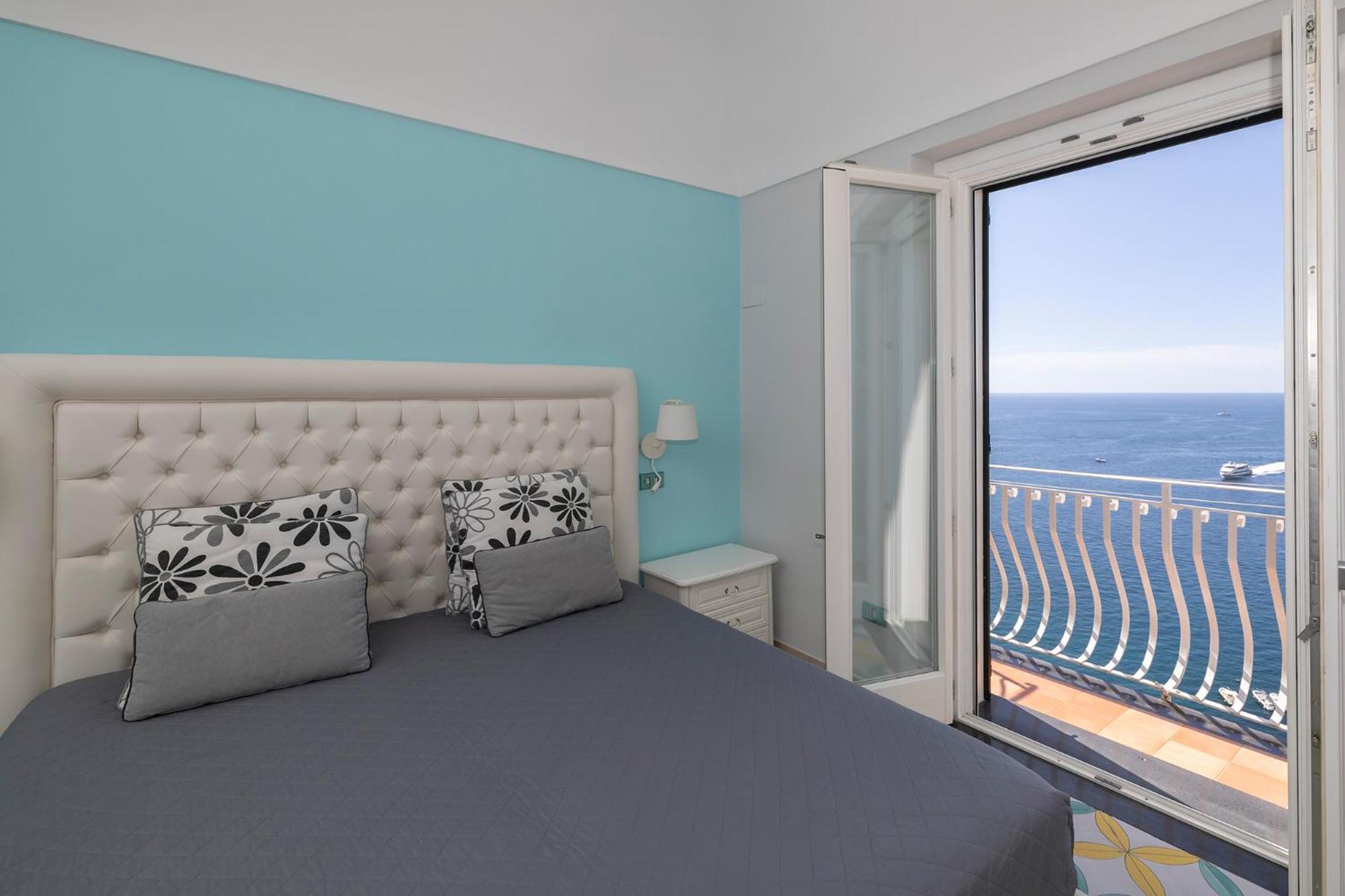 Apartments Amalfi Design Sea View Accessible By 250 Steps المظهر الخارجي الصورة