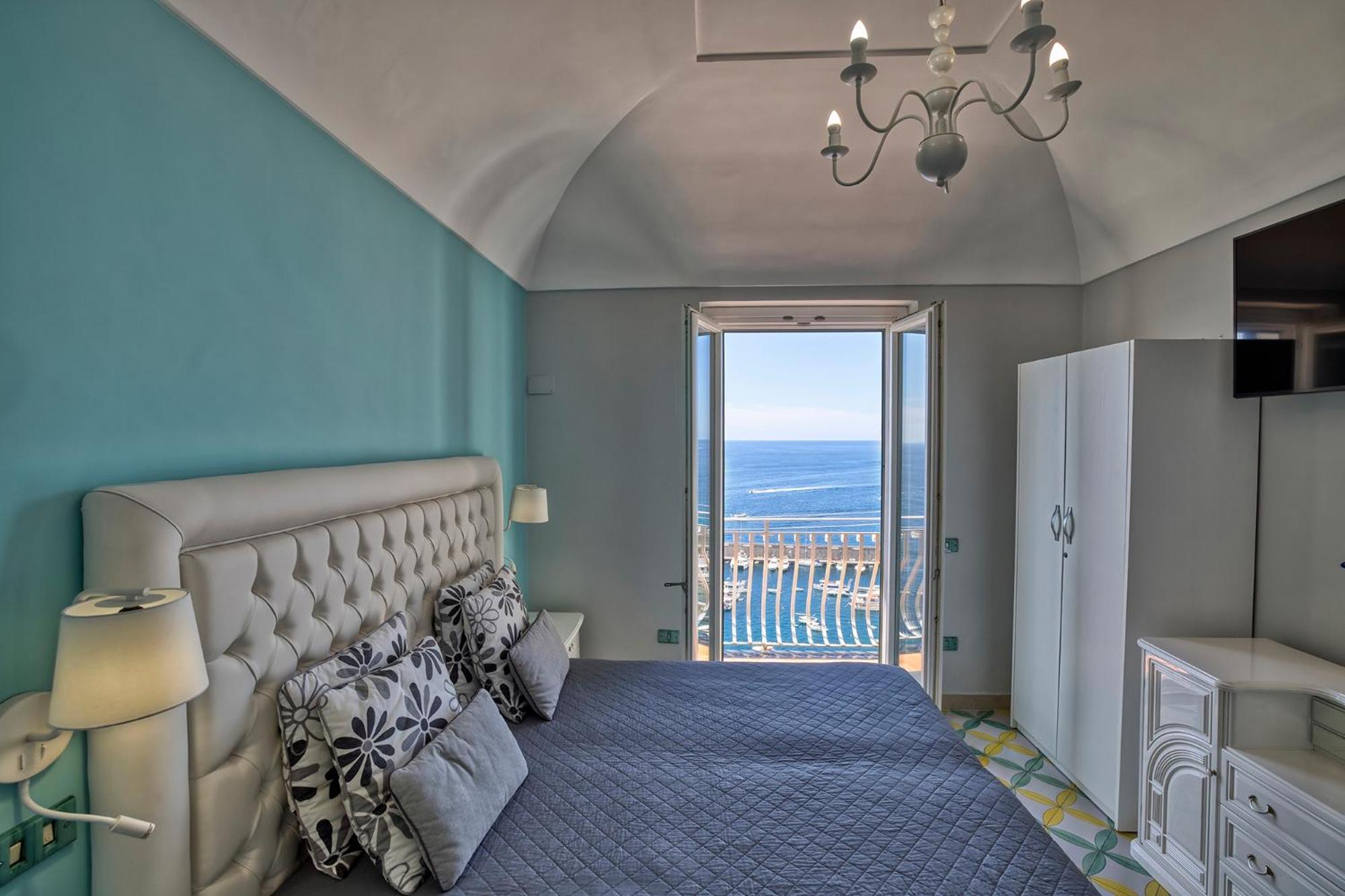 Apartments Amalfi Design Sea View Accessible By 250 Steps المظهر الخارجي الصورة
