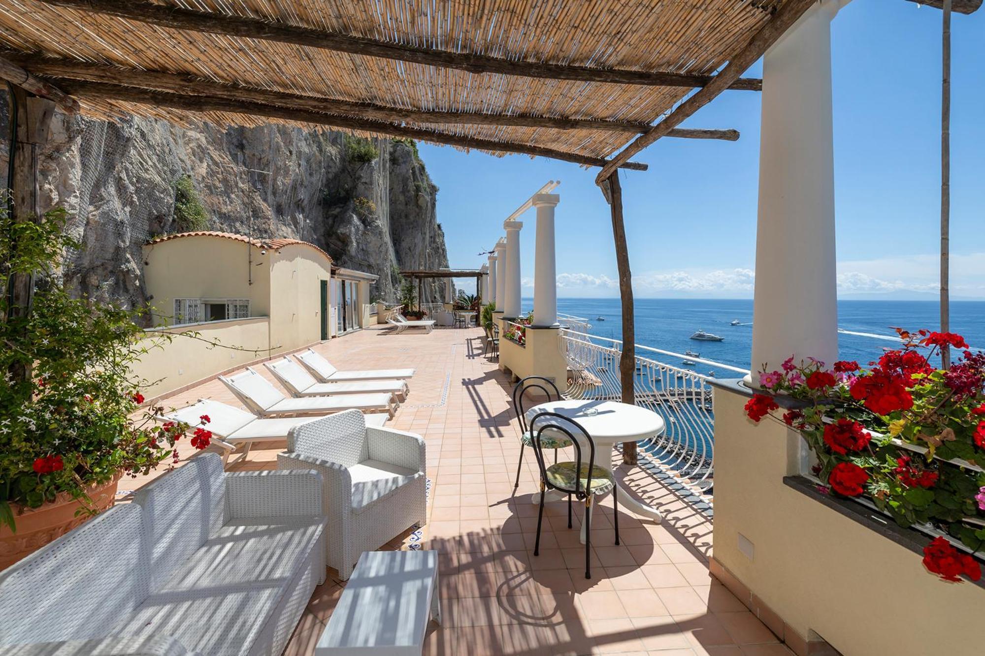Apartments Amalfi Design Sea View Accessible By 250 Steps المظهر الخارجي الصورة